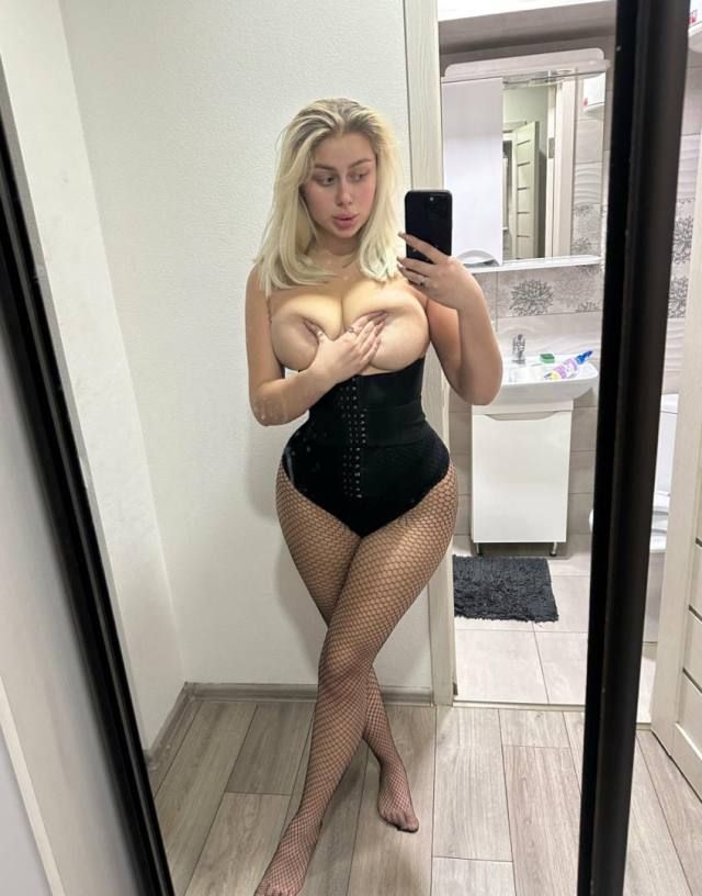 Hello gentleman, I'm Perry Giggs❤💋sexy👅🫰and Very hot , I’m here to have fun a good time❤💋I'm very professional. Text me Your - Image 2